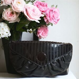 FENDI Black VTG Leather Zippered Clutch with COA And DUSTBAG